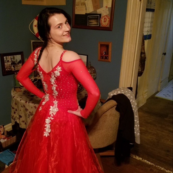 Red ballroom smooth dress! - Picture 4 of 7